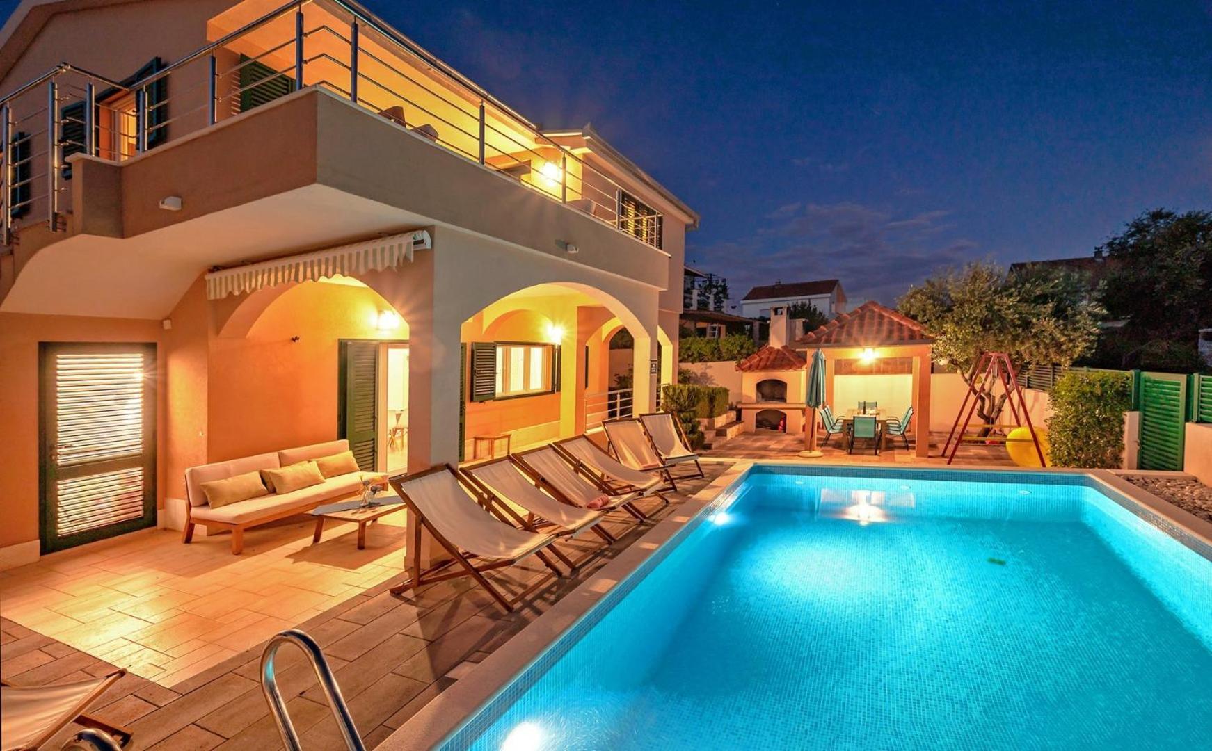 Sea Flower Beachfront Villa 塞维德 外观 照片