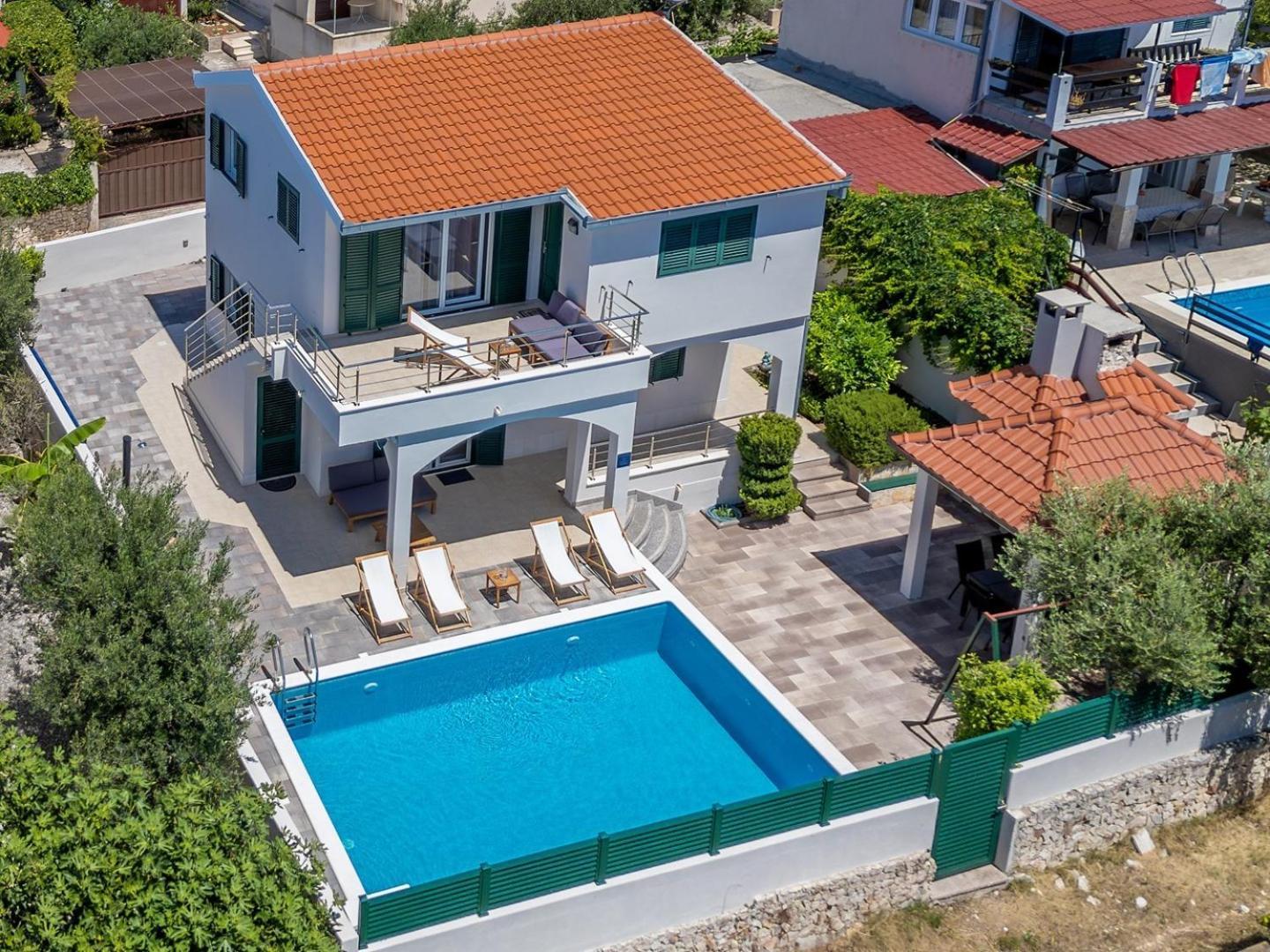Sea Flower Beachfront Villa 塞维德 外观 照片
