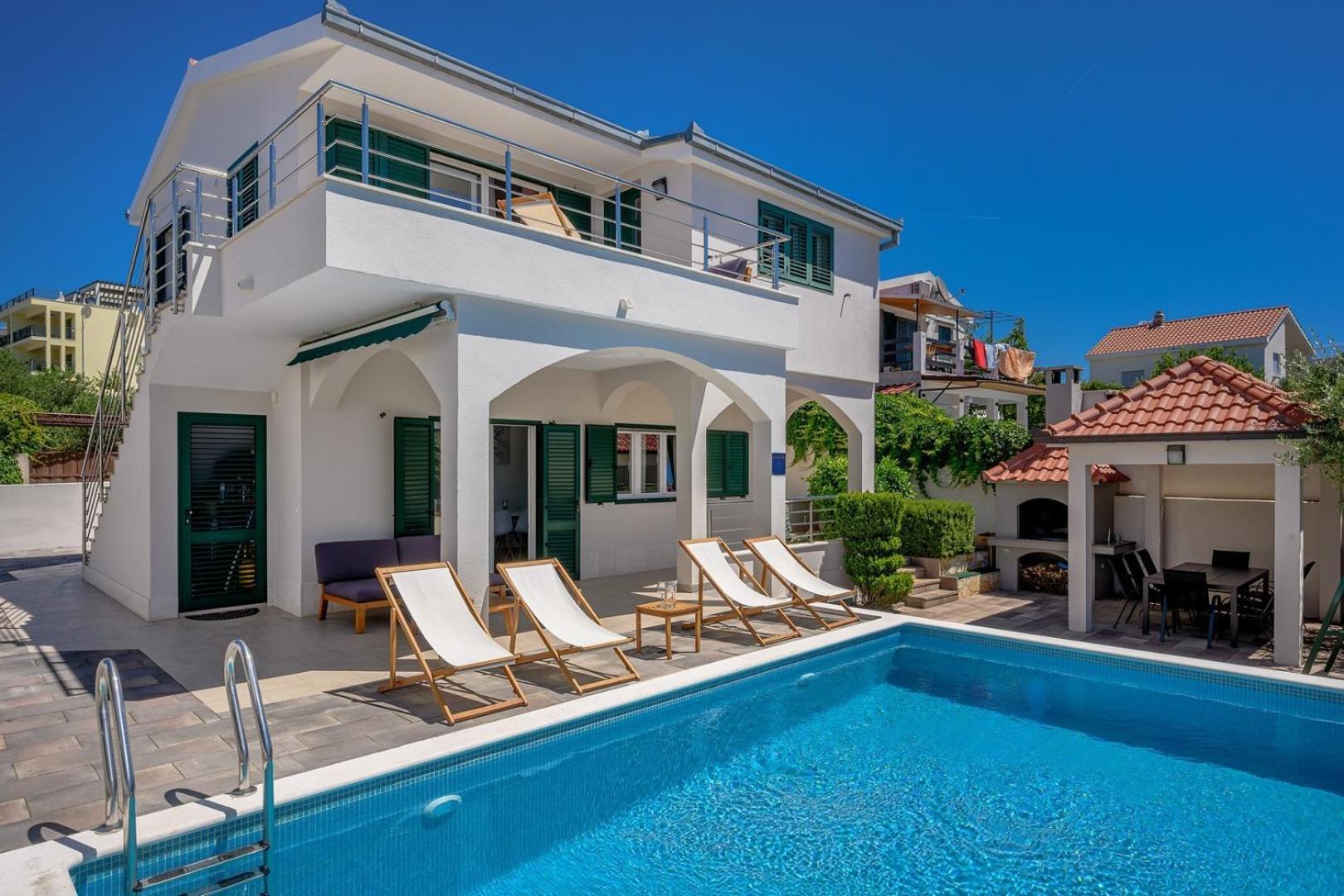 Sea Flower Beachfront Villa 塞维德 外观 照片